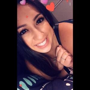 Meet your Posher, Desiree